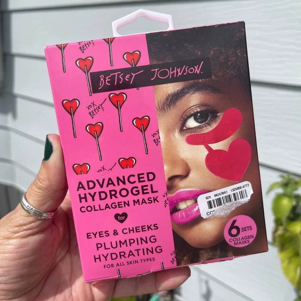 BETSEY JOHNSON Advanced Hydrogel Collagen Mask Set of 6 (total 12)